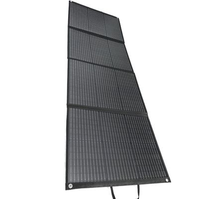 Sac pliant solaire noir avec courant de court-circuit de 13,3 A et fonctionnalité imperméable