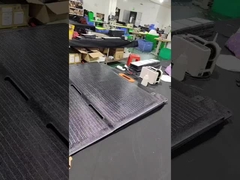 Chargeur de panneau solaire portable 18V 200W Panneaux solaires au silicium monocristallin