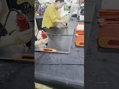 Chargeur de panneau solaire portable imperméable à l'eau Efficacité du panneau solaire jusqu'à 23,5% Jusqu'à 23,5%